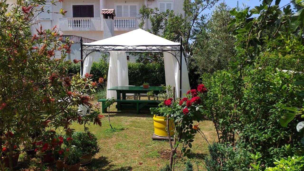 Apartment Manda Ζαντάρ Εξωτερικό φωτογραφία